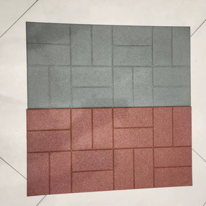 Carrelage en caoutchouc recyclé Unifit Premium 20 mm, motif brique, durable, écologique, pour la musculation et les exercices en plein air - Product Image 1