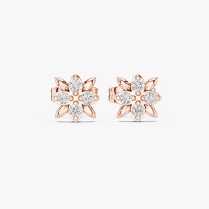 Boucles d'oreilles clous fleur à quatre pierres en or jaune 9K avec diamant de laboratoire 0,144 carat taille brillant rond, motif feuille florale, bijoux fins, vente en gros - Product Image 1