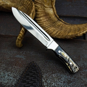 Couteau de chasse LEGACY BLADES de qualité supérieure en acier à haute teneur en carbone, lame fixe à pointe tombante, avec manche en corne et étui en cuir - Product Image 4
