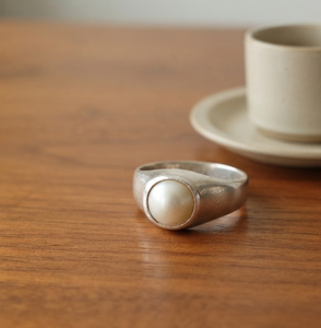 Bague de luxe en argent sterling 925 avec perle blanche naturelle, plaquée or rose et or jaune, faite à la main, cadeau de mariage - Product Image 5