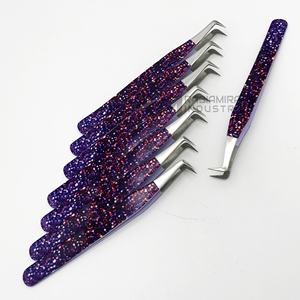 Pinzas para Pestañas de Acero Inoxidable de Marca Propia RMI con Punta Plateada - Agarre Duradero y Preciso para Extensiones de Pestañas de Volumen - Product Image 4