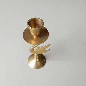 Designer Swan Shape Gold Metal <b>Candle</b> Stand Decorative Accent Suitable For Bedroom Decor For Warm And Cozy Ambience From India - Product Image 6