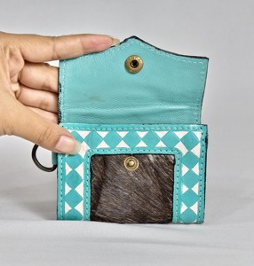 Monedero Pequeño de Cuero Genuino Vintage 2026 con Diseño de Diamantes, Correa de Muñeca, Cierre de Botón, Diseño Compacto Unisex - Product Image 2
