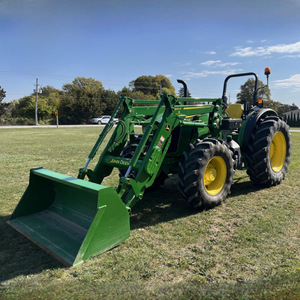 Tracteur agricole utilitaire 4x4 pour le transport agricole et les travaux sur le terrain - Product Image 2