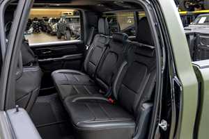 พร้อมส่งมอบ 2025 D0DGE RAM 1500 RHO 4X4 ตัวเลือกครบครัน เอกสารครบถ้วน รถมือสอง - Product Image 6