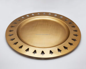 จานรองอาหารทรงกลมสีทองลายต้นคริสต์มาส สำหรับเสิร์ฟคุกกี้ในเทศกาล ลายซานต้า ของตกแต่งปีใหม่ ทำจากโลหะ - Product Image 2