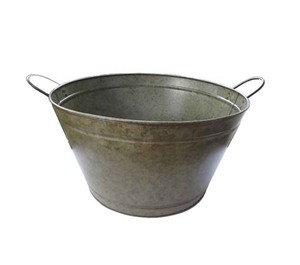 Stylish Oval Beverage Cooling Tub for Home Entertaining and Special Occasions - Product Image 3