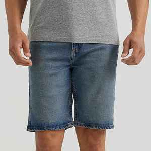 กางเกงยีนส์ขาสั้นผู้ชายขายดี ระบายอากาศได้ดี หรูหรา สบายๆ เรียบง่าย สั่งทำได้ กางเกงยีนส์ขาสั้นสำหรับเล่นกีฬาฤดูร้อน - Product Image 1