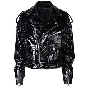 Veste en cuir pour femme, dernier design, motif Gavialidae en relief, fournisseur de vestes en cuir pour femme, logo personnalisé - Product Image 5