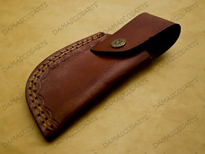 Couteau utilitaire pliant artisanal en acier Damas OEM avec manche en bois naturel, embouts en acier et format de poche - Product Image 5