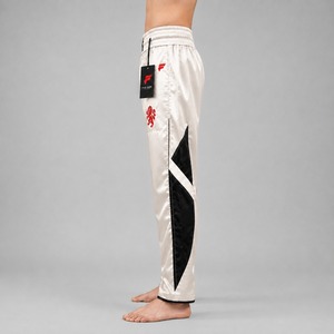 Pantalon de kick-boxing confortable avec tissu respirant, coutures renforcées et coupe flexible pour les athlètes actifs - Product Image 5