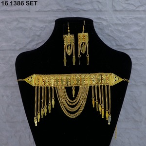 Parure de bijoux religieux islamiques en laiton plaqué or pour femmes - Design classique et élégant pour fiançailles, mariage, Aïd - Parures de bijoux imitation - Product Image 5