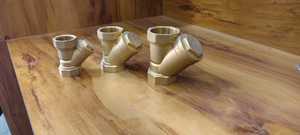 Válvula de filtro en Y de bronce premium con brida, hecha a medida, de alta calidad para tuberías industriales de agua, aceite, gas y vapor. - Product Image 3