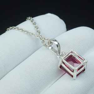 จี้ทับทิมแดงวินเทจ เงินแท้ 925 สร้อยคอเรียบหรู ของขวัญสุดพิเศษสำหรับเธอ ประจำเดือนเกิดกรกฎาคม - Product Image 2