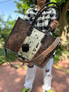 Sac à main en cuir véritable pour femmes, sac à bandoulière en fourrure noire sur cuir, sac à provisions à la mode de haute qualité - Product Image 4