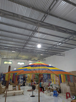 Parasol d'extérieur en corde de coton tressée à la main avec pompons décoratifs en macramé, idéal pour patio et protection solaire, style tropical plage