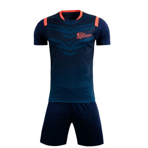 Uniformes de Fútbol Personalizados al por Mayor para Equipos, Tela Transpirable Premium, Jersey y Pantalones Cortos Sublimados Ligeros para Clubes Escolares - Product Image 1