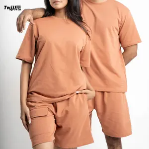 Conjunto de Camiseta y Pantalones Cortos Casuales de Verano Unisex 2026, Venta al Por Mayor Personalizada, Estilo Urbano de 2 Piezas, 100% Algodón de Secado Rápido - Product Image 4