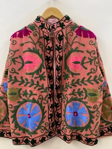 Chaqueta Tradicional de Algodón Color Durazno Bordada a Mano para Mujer, con Mangas Largas, Perfecta para Ocasiones Festivas - Product Image 3