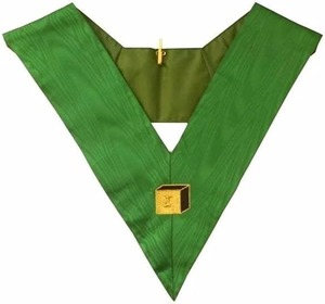 Collier du 5ème degré du Rite écossais - Broderie machine verte à motifs moirés, les cols maçonniques sont inégalés. - Product Image 3