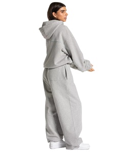 Chándales de mujer de 2 piezas de color gris claro personalizado superventas de gran tamaño, ropa deportiva transpirable, chándal para mujer - Product Image 4