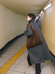 กระเป๋าหนังลายเซ็น - Product Image 3