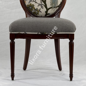 Chaise de salle à manger en bois massif artisanale de luxe, dossier ovale motif paon exotique, assise rembourrée grise - Product Image 4