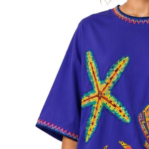เสื้อยืดโอเวอร์ไซส์สีน้ำเงินรอยัลสำหรับผู้หญิง พิมพ์ลายมหาสมุทรสีสันสดใส สไตล์ลำลอง ผ้าฝ้าย สตรีทแวร์ ใส่สบายช่วงฤดูร้อน ทรงหลวม รับผลิตตามสั่ง ขายส่ง - Product Image 3