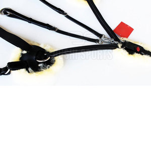 Oferta Especial: Pechera para Caballo de Estilo Clásico, Diseñada para Actividades Ecuestres y Comodidad - Product Image 3