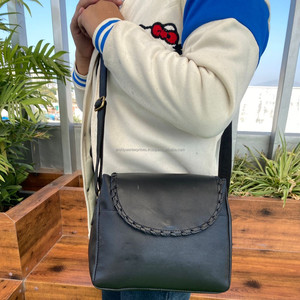 Popular Black Genuine Leather Bags High Quality Ladies Crossbody Bag Durable Cowhide Leather Shoulder Bags with Adjustable Strap - Product Image 2