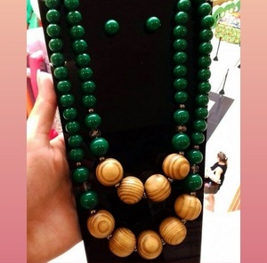 สร้อยคอลูกปัดเรซินบล็อกสีเครื่องประดับแฟชั่นทำมือแบบหนา - Product Image 3