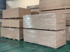 Planches en bois de pin massif écologiques du Vietnam de haute qualité en gros, 4 pieds x 8 pieds, certifiées CE CO, résistantes à l'eau, pour la construction - Product Image 6