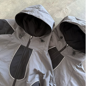 Conjunto Deportivo Personalizado Bordado Ecológico de Talla Grande para Hombre, Chaqueta con Capucha de Nailon para Invierno, Estilo Casual, con Parches, Ligero - Product Image 2