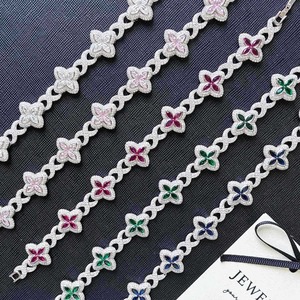 Pulsera de Moissanita con Eslabones de Flor, Chapada en Oro y Plata, con Esmalte de Colores, Trébol y Perla de Agua Dulce, Lujosa y Elegante para Mujer - Product Image 1