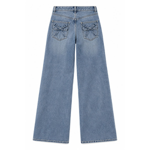 Jean en denim taille mi-haute à jambe large pour femme avec poches à nœuds - Bleu ardoise, options grandes tailles - Product Image 2