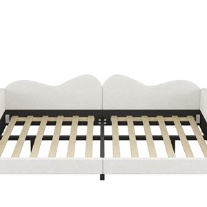 Divano letto imbottito in tessuto Sherpa bianco a grandezza naturale con schienale a forma di nuvola, non necessita di rete a molle - Product Image 6