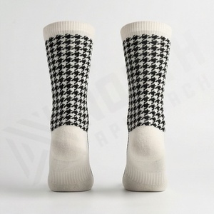 Men Lightweight Crew Running <b>Socks</b> Cushioned Daily Sports Custom Logo Breathable Athletic Gym Durable Customized Color Pairs - Product Image 2