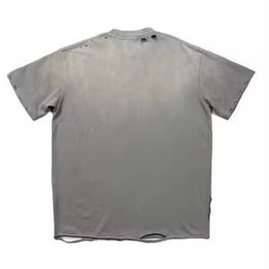 Camiseta Oversize Desgastada con Efecto Deslavado, Estilo Vintage Grunge con Detalles Rotos, Streetwear, Logotipo Personalizado, Unisex, Casual, Calidad Premium - Product Image 2