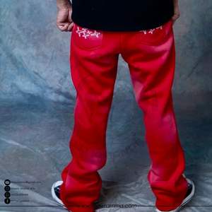 Pantalon de survêtement évasé pour homme en molleton 100% coton épais, effet délavé soleil, avec logo personnalisé et broderie - Product Image 2