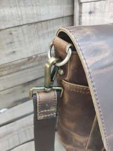 Bolsa para Portátil de Cuero 100% Genuino al por Mayor, de Alta Calidad, Clásica, con Cierre Externo, Ecológica, Portátil y Ligera - Product Image 4