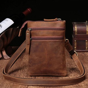 Sac messager en cuir noir haut de gamme, résistant à l'eau et au vent, très tendance et très vendu - Product Image 1