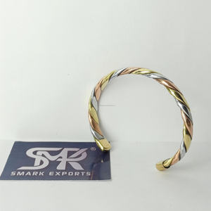 Top qualité Wollet vente chaude placage tricolore guérir haut sang cuivre Bracelet magnétique Bracelet bijoux femmes - Product Image 2