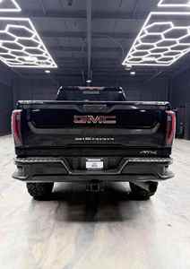 GMC Sierra 2500 AT4 Duramax Diésel 2024 en Perfecto Estado - Product Image 2