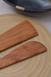 Espátula de madera de neem 100% natural con mango largo, antiadherente, segura para mezclar, utensilio de cocina apto para alimentos, precio al por mayor desde India. - Product Image 6