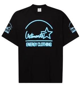 เสื้อยืดผ้าคอตตอนสีพื้นทรงหลวมสำหรับผู้ชายและทุกเพศของ100% สั่งทำทรงสูง180การพิมพ์ดิจิตอลแบบ GSM - Product Image 3