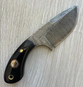 มีดแล่เนื้อ REAL DAMASCUS – ด้ามทำจากเขาสัตว์ – 150 ชั้น – มีดล่าสัตว์/EDC แบบฟูลแทงค์ – ปลอกหนัง - Product Image 5
