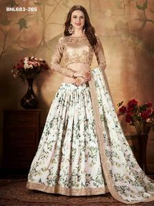 Magnifique Organza de créateur avec imprimé floral numérique - Lehenga-Choli-Dupatta brodé de Dori et de paillettes - Exportateur de mode féminine - Product Image 2