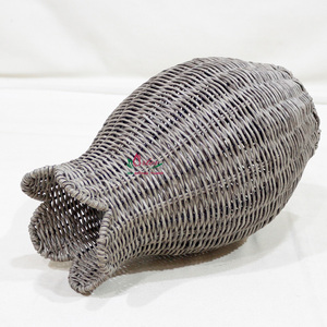Jarrón de Plástico Hecho a Mano con Forma de Trompeta, Decoración Rústica para Mesa con Diseño Floral - Product Image 4