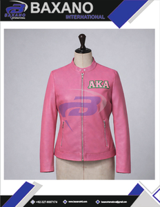 Alfa |   Kapa |   Chaqueta de cuero rosa premium Alpha AKA Sorority con letras griegas para miembros de la hermandad AKA, chaqueta para mujer - Product Image 4