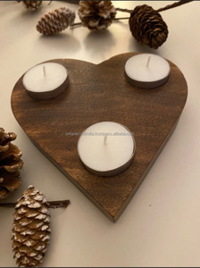 Bougeoirs en bois de luxe durables parfaits pour les centres de table et la décoration intérieure élégante dans les espaces de vie modernes - Product Image 2